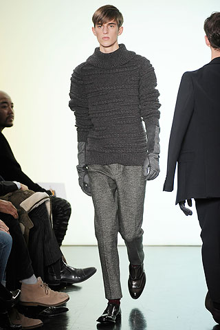 Yves Saint Laurent / - 2010-2011